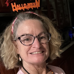 Julianne Theune
